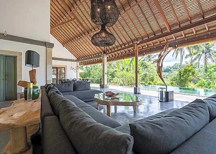 Themma Jungle - Sumptuous 3br Luxury With Majestic Jungle View In North Of Ubud