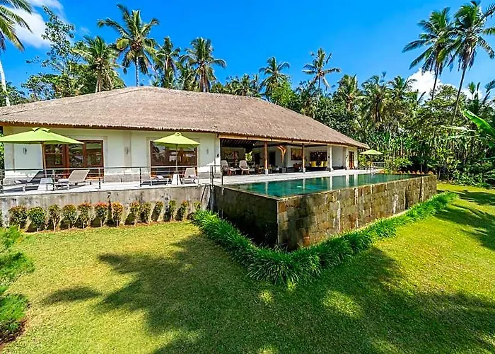 Themma Jungle - Sumptuous 3br Luxury With Majestic Jungle View In North Of Ubud 5*