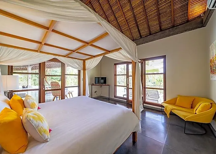 Themma Jungle - Sumptuous 3br Luxury With Majestic Jungle View In North Of Ubud ホテル