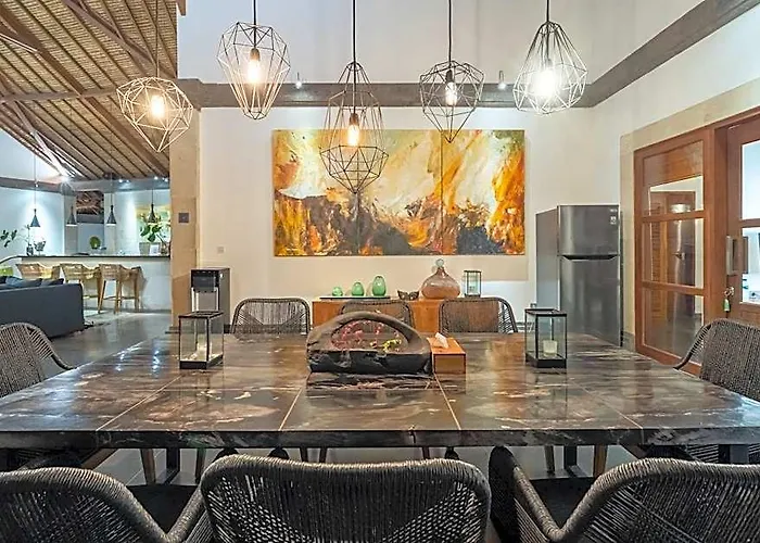 Themma Jungle - Sumptuous 3br Luxury With Majestic Jungle View In North Of Ubud ホテル