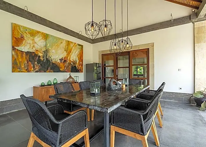 Themma Jungle - Sumptuous 3br Luxury With Majestic Jungle View In North Of Ubud 5*