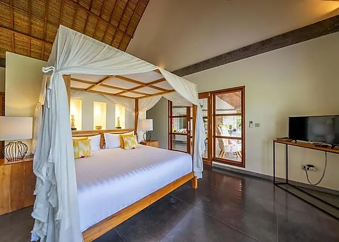 Themma Jungle - Sumptuous 3br Luxury With Majestic Jungle View In North Of Ubud ホテル 5*